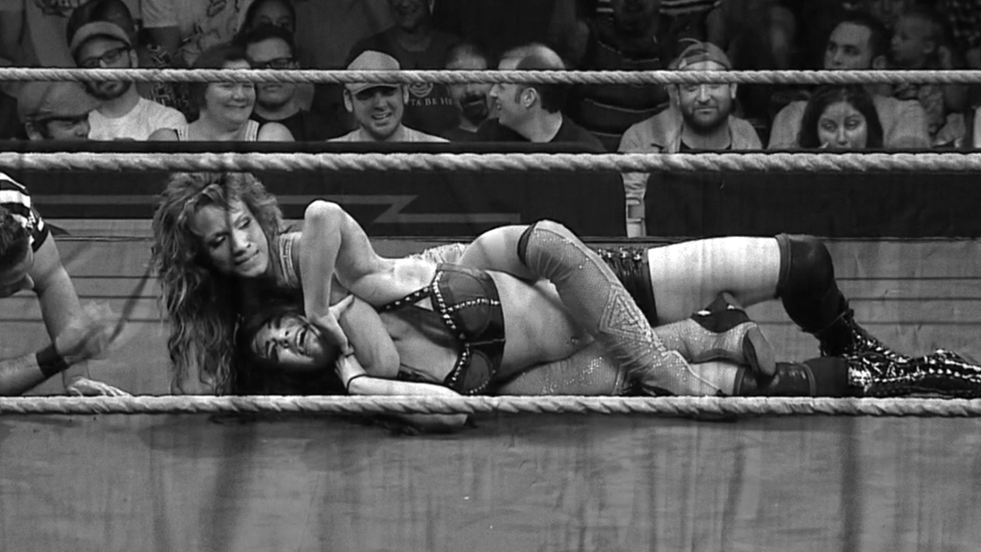 Sasha Banks vs. Paige