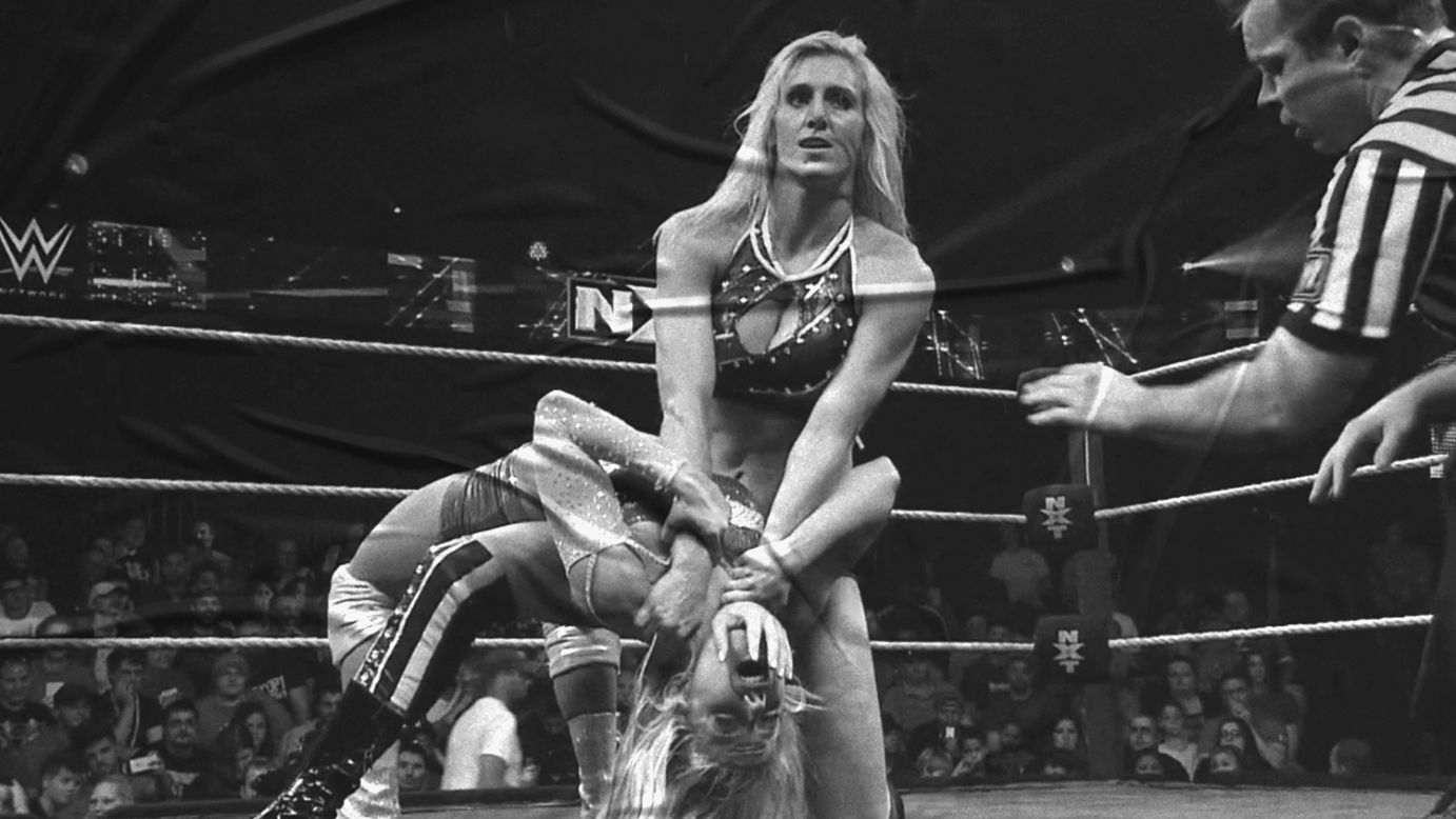 Alexa Bliss vs. Charlotte Flair