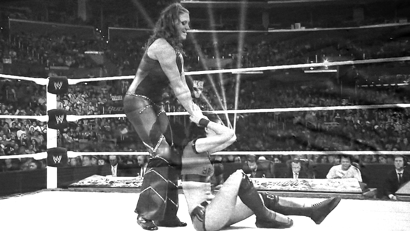 Brie Bella vs. Stephanie McMahon