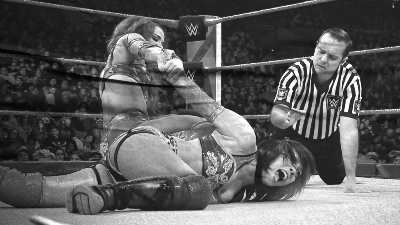 Asuka vs. Sasha Banks