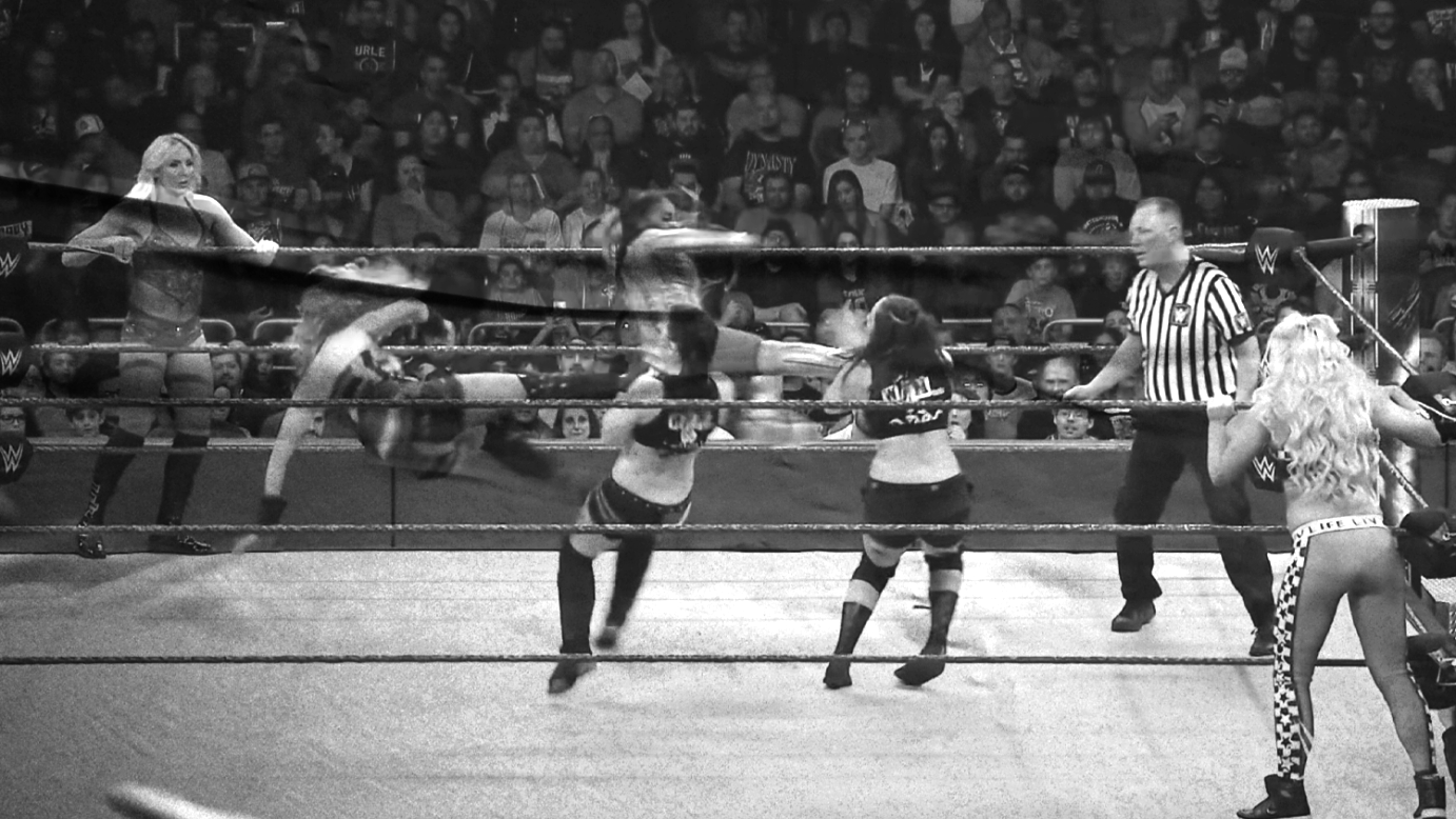 Sarah Logan, Liv Morgan & Ruby Riott vs. Charlotte Flair, Becky Lynch & Naomi