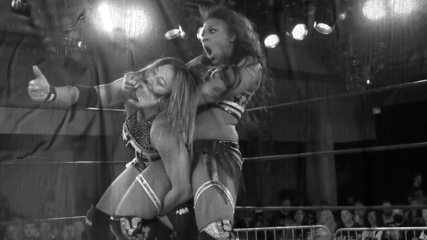 Athena vs. Mia Yim