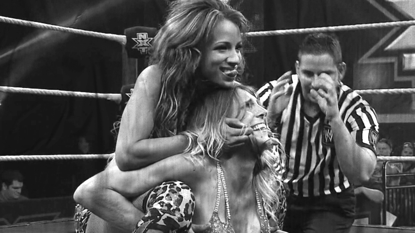 Sasha Banks vs. Charlotte Flair