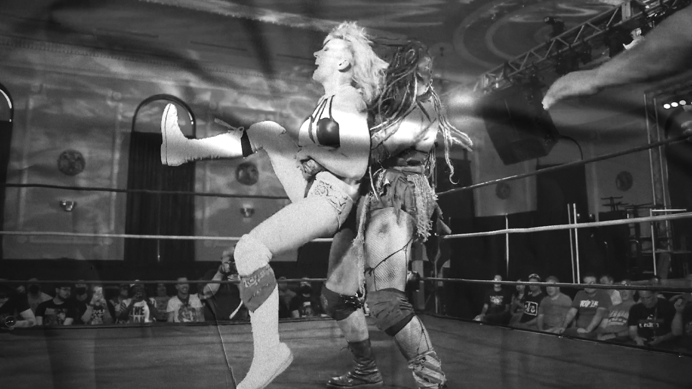 Max the Impaler vs. Layna Lennox