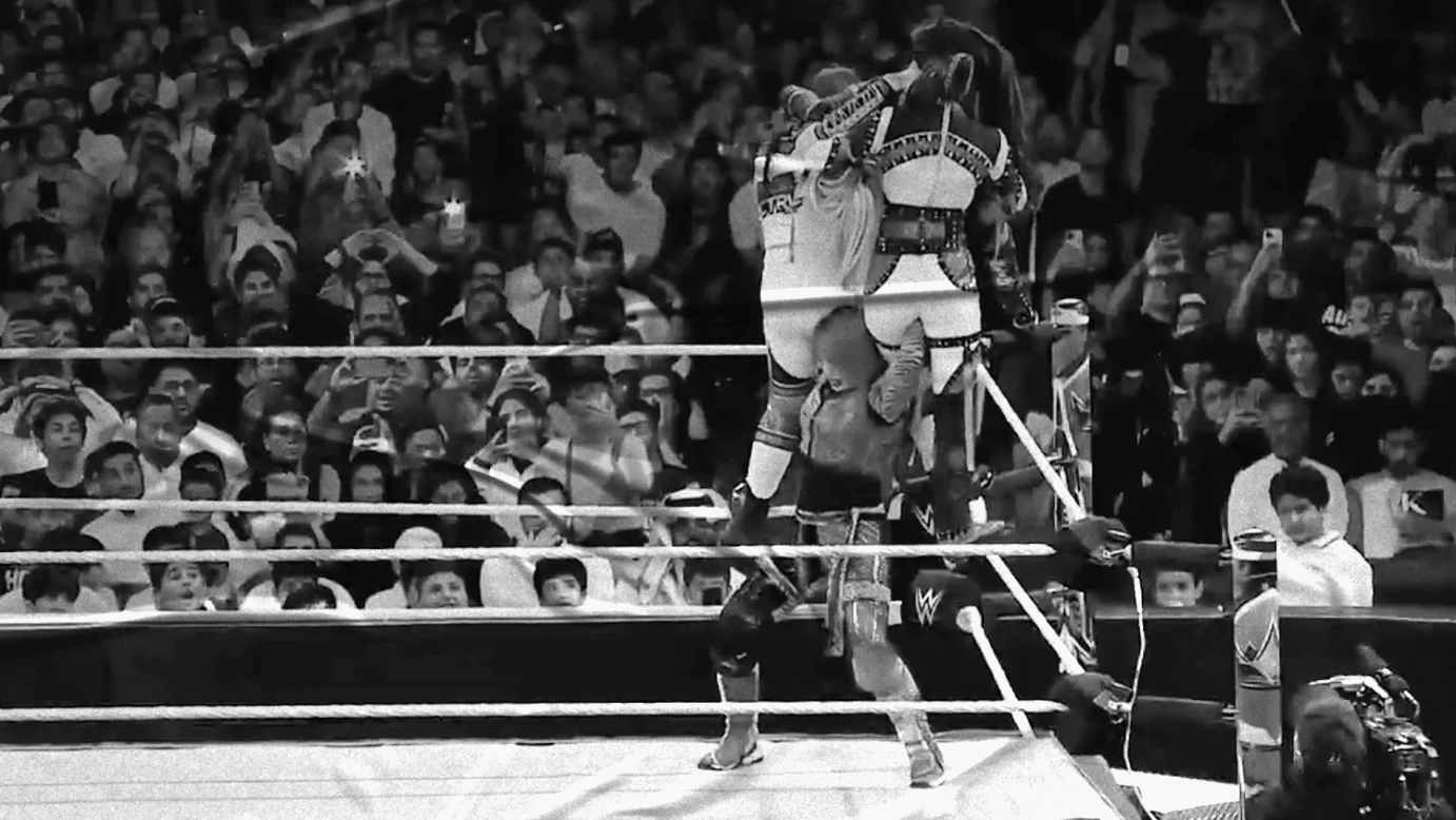 Asuka & Alexa Bliss vs. Dakota Kai & IYO SKY