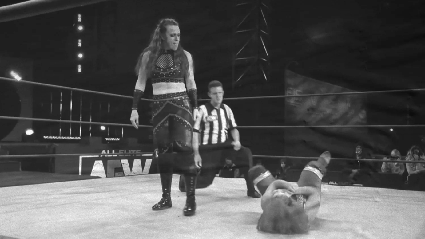 KiLynn King vs. Katalina Perez