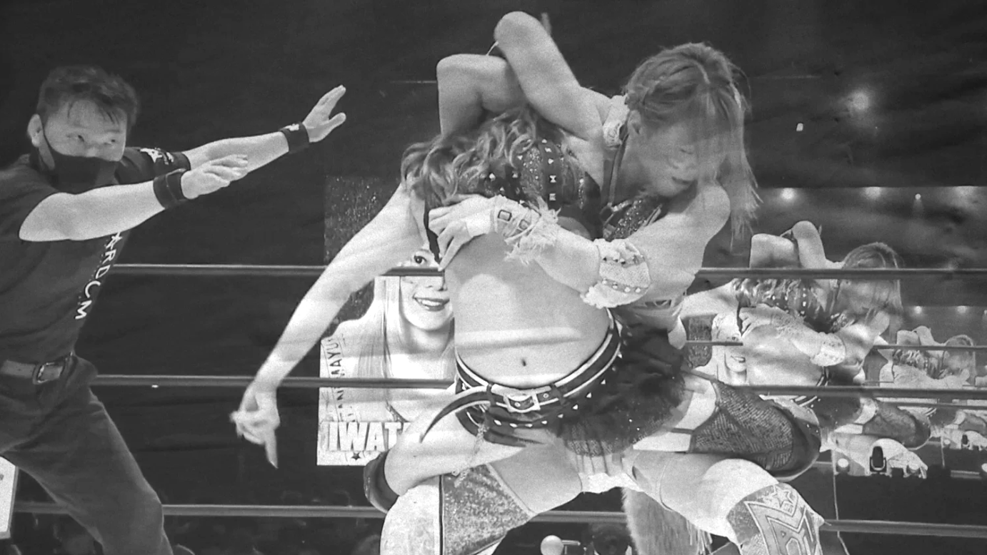 Mayu Iwatani vs. Starlight Kid