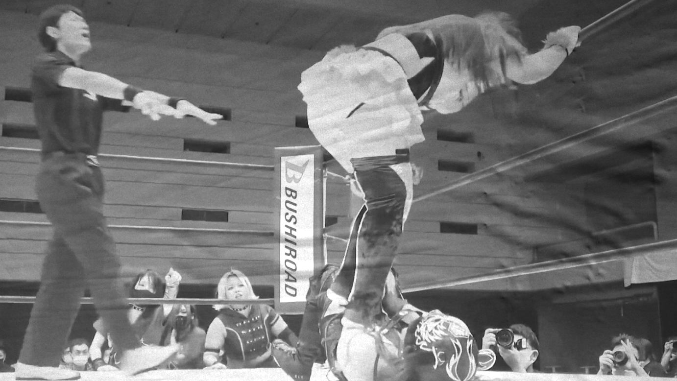 Mayu Iwatani & Koguma vs. Starlight Kid & Ruaka