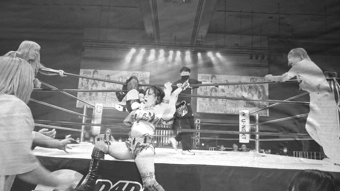 Miyu Amasaki, Utami Hayashishita & Saya Kamitani vs. Hazuki, Mayu Iwatani & Koguma vs. Starlight Kid, Natsuko Tora & Momo Watanabe