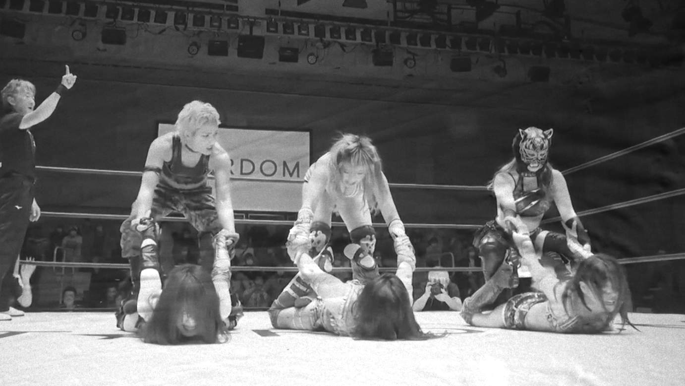 Giulia, Starlight Kid & Mina Shirakawa vs. Mayu Iwatani, Saki Kashima & Momo Watanabe