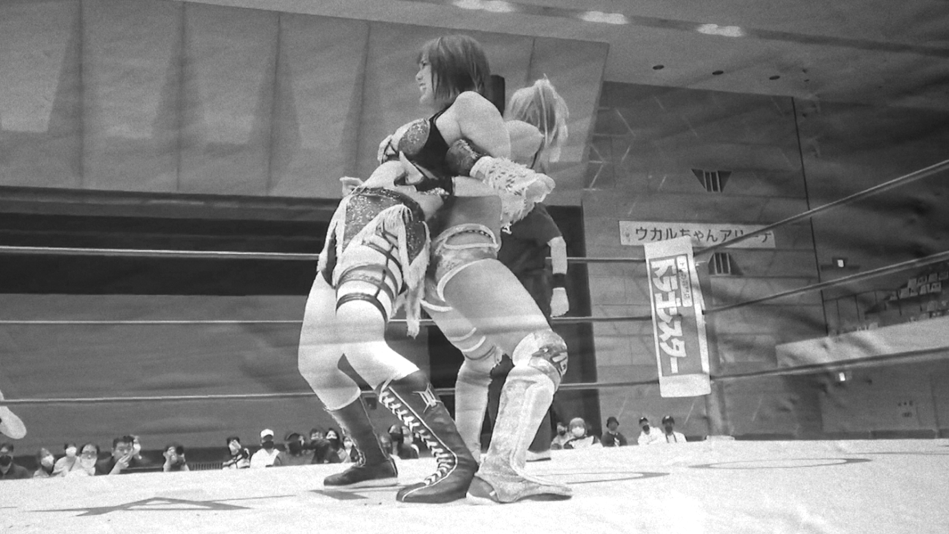 Himeka & Natsupoi vs. Mai Sakurai & Unagi Sayaka