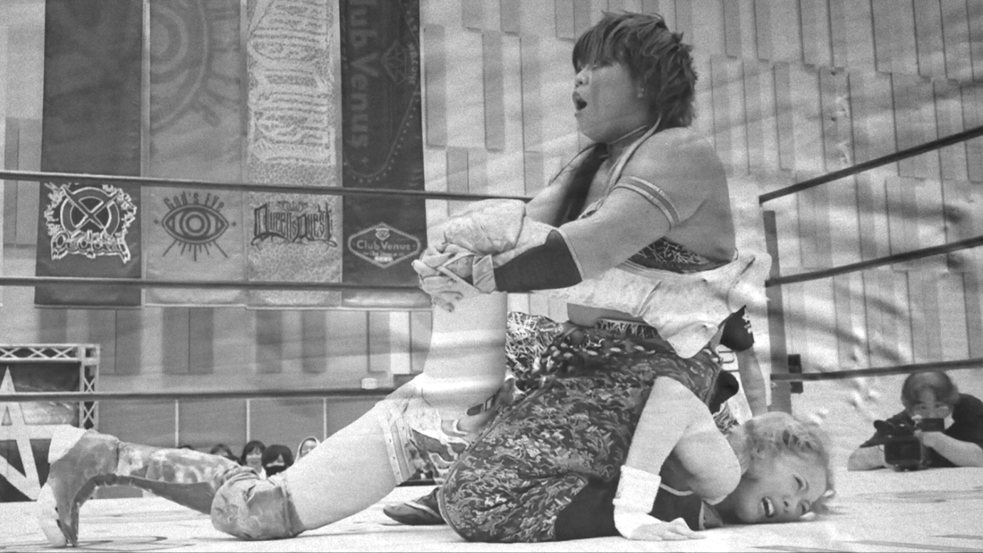 Mayu Iwatani vs. Natsuko Tora