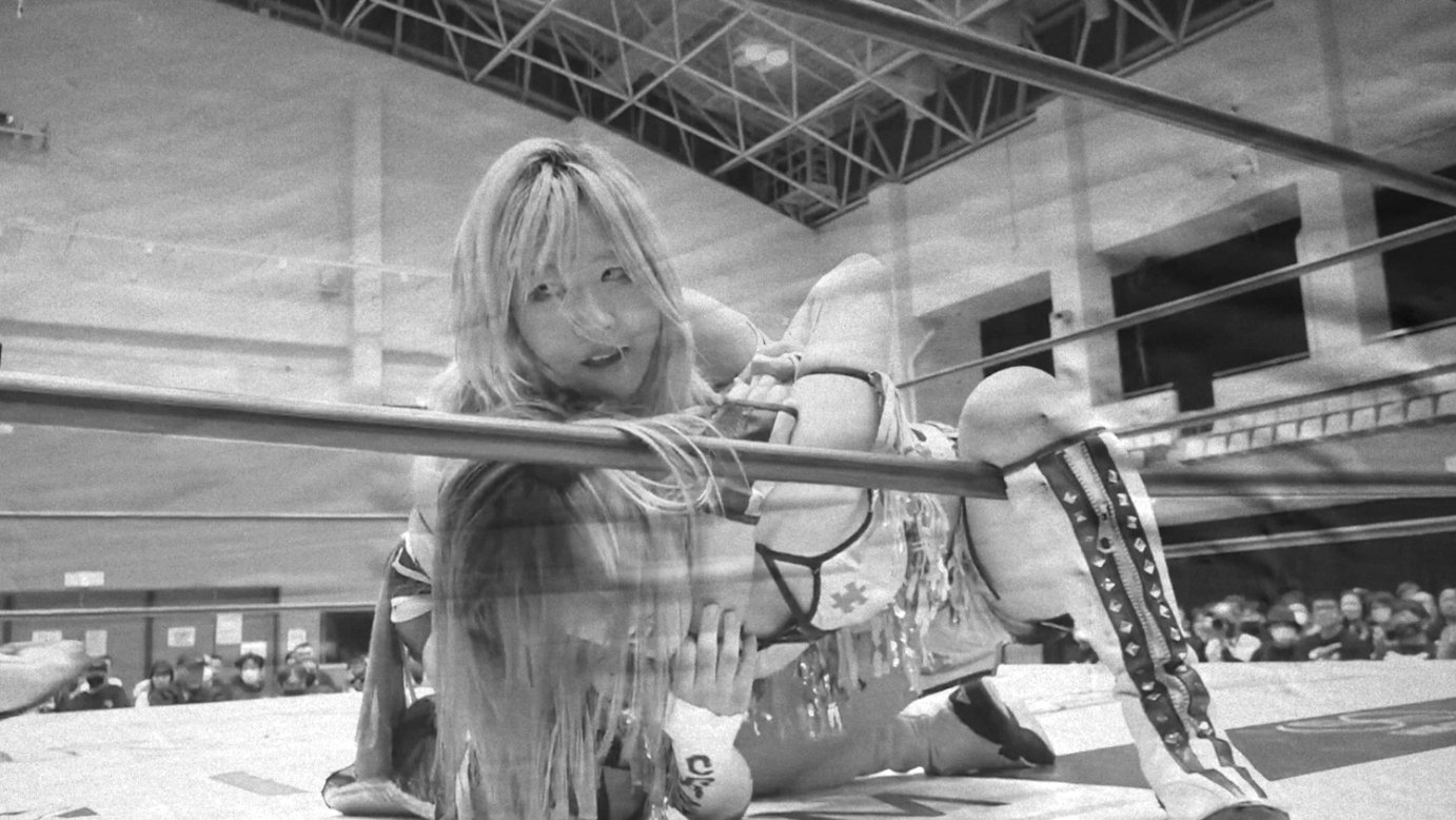 Mei Seira & Suzu Suzuki vs. Natsuko Tora & Momo Watanabe